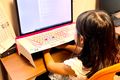 タイピング授業の様子。学校で使う機会も増え、綺麗に打てることが自信になっている生徒さんたちです。クセがつく前に基本を覚えておくと楽ですよ！！