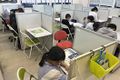 自習スペースを完備し、開校時間中いつでもご利用頂けますので、学校帰りに宿題を自習→そのあとに塾の授業、と取り組んでいる生徒さんもたくさんいます。他にも、家で勉強できない、わからないことがあって勉強が進