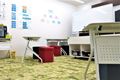 芝生のようなカーペットの上で自由な発想を！