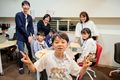 先生たちは、毎回、生徒一人一人の「今日の目標」を共有してみんなの作品作りをアシストしています(^^)v