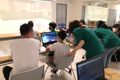 体験会の様子。先生もきちんと付いて教えてくれるよ