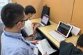 レッスンではiPadを使用します。レンタルも可能です。