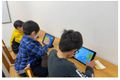 プログラミングが本当に楽しくて３人ともいつも集中してやっています