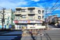 多摩馬引沢交差点です。永山駅から徒歩１０分の距離です