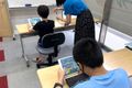 週1回のレッスンは、気付きを与えながらお子さま自身での問題解決を手助けするコーチング手法で進めています！また、月の最後には一か月の取り組みを発表する場も設けています♪