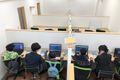 個別指導塾も兼ねているので、ブース形式。困ったらすぐに先生に質問できる！