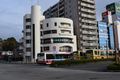 鶴川駅前のダイヤモンドビル4階にあります。