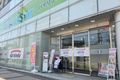 いりなか駅１番出口から徒歩30秒の好立地！駐車場・駐輪場もあります。