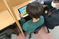 真ん中に先生が座るので、わからないところはいつでも教えてもらえます。
