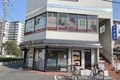 中野島駅から徒歩1分。踏切を渡った目の前、和菓子の「ほし乃」さんの2階がやる気スイッチキッズスクエア中野島校です。