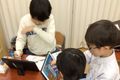 時にはみんなで相談しながら一つの作品を作り上げることもあります。