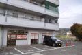 鷹ノ子駅から徒歩10分。駐車場も完備しております。