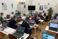 1授業につき最大生徒数は16名、スタッフは2～3名で授業を行います。