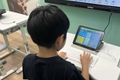 プログラムが組めるようになったら、次はPythonブロックやテキストなど本格的なコーディングを学びます。