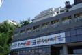 生田駅から徒歩3分。車を停めるスペースもあります。