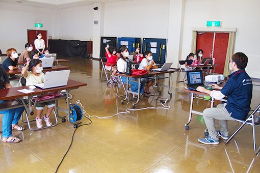 地域の公民館など出張教室も実施しています