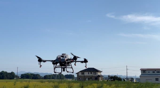 ドローン機体