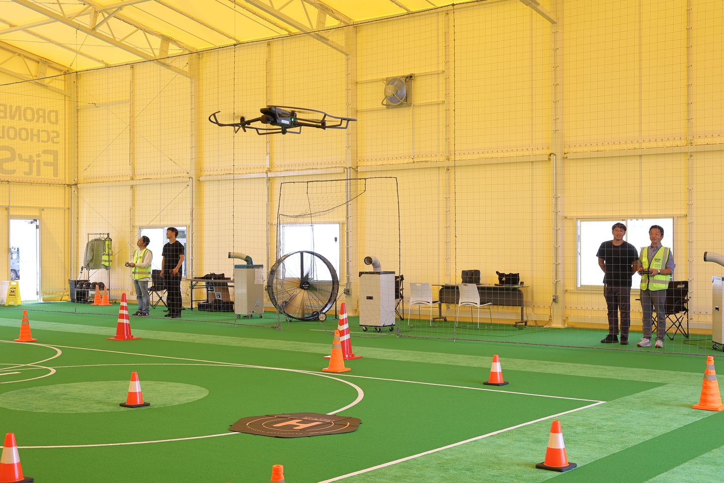 DRONE SCHOOL Fit'S