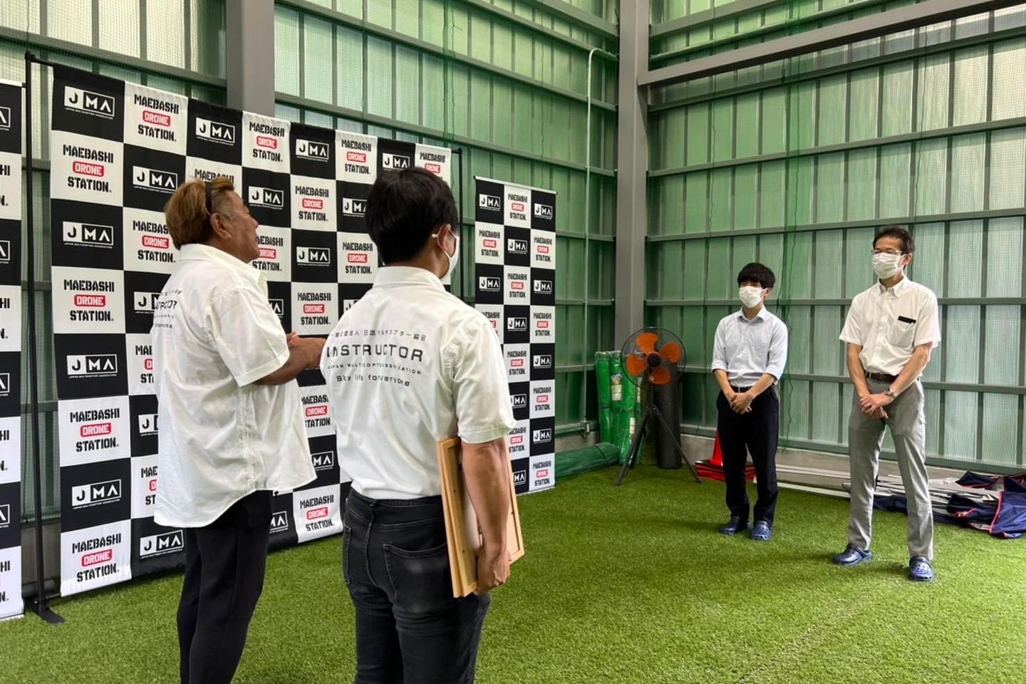 屋内練習場も完備しています