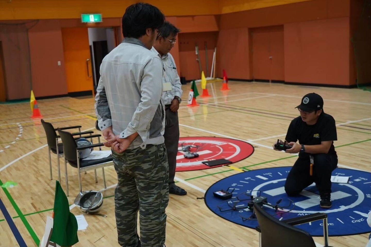 WHOOPS！ドローンスクール