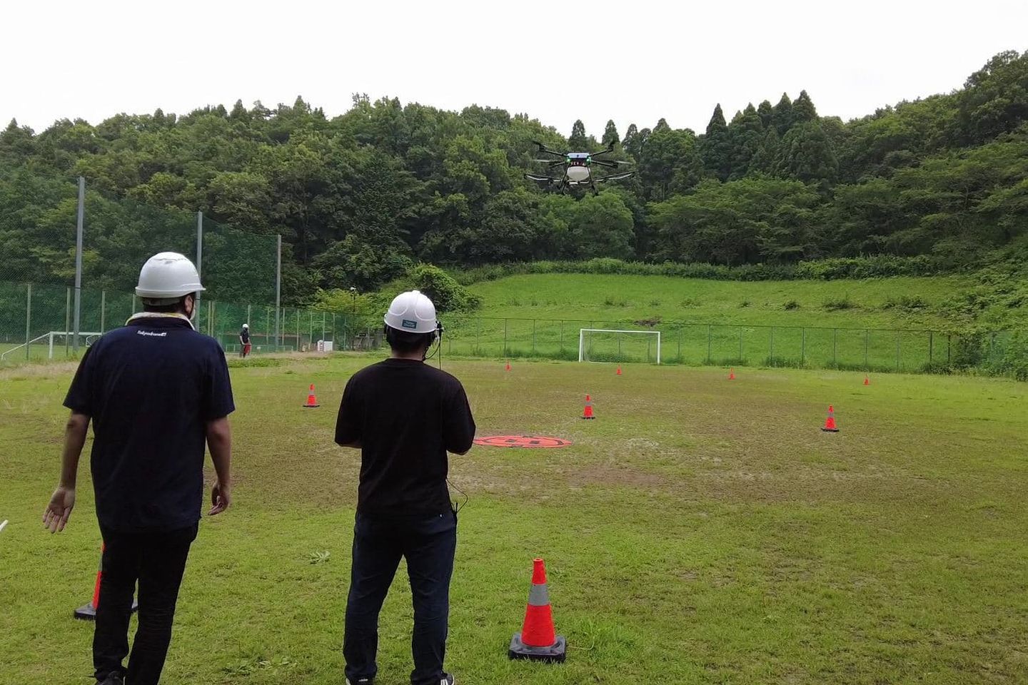 ドローンフィールド