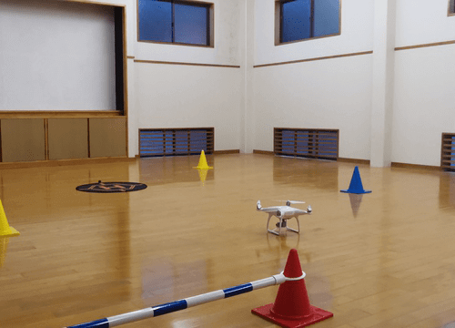 DRONE★AIR BASE浜松 屋内教習場