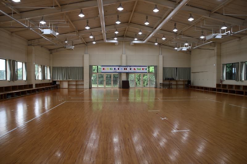 広々とした屋内練習場