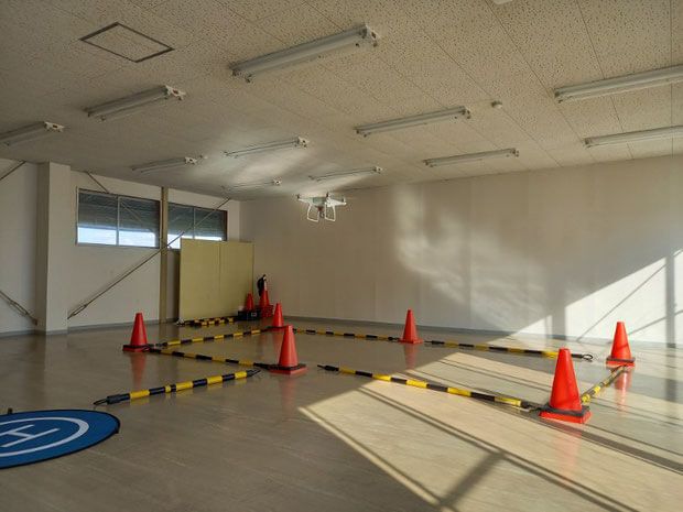 屋内練習場