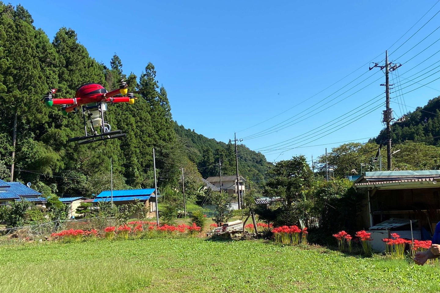 横浜ドローンウォーカー