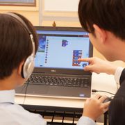 わからないところは丁寧に先生が指導します