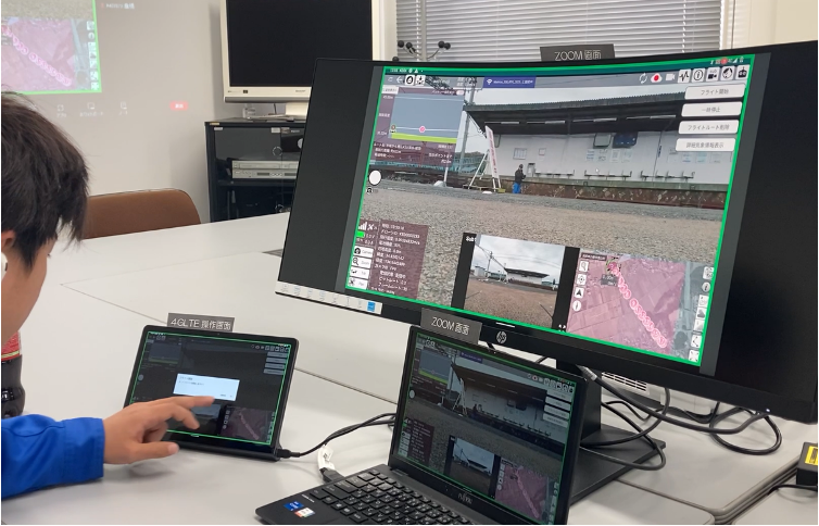 PCを操作し撮影映像の確認を行う様子