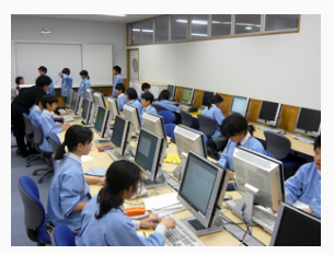 桐蔭学園小学部プログラミング教育の画像