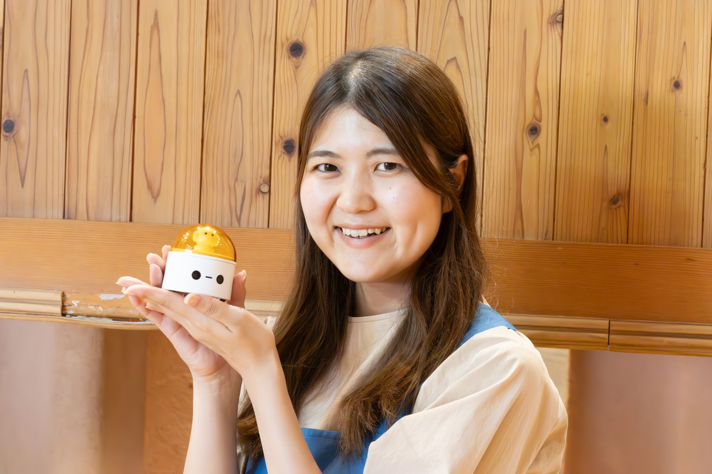 レッスンを担当した先生。明るくて元気いっぱい。子どもたちに負けない声量が印象的！！！