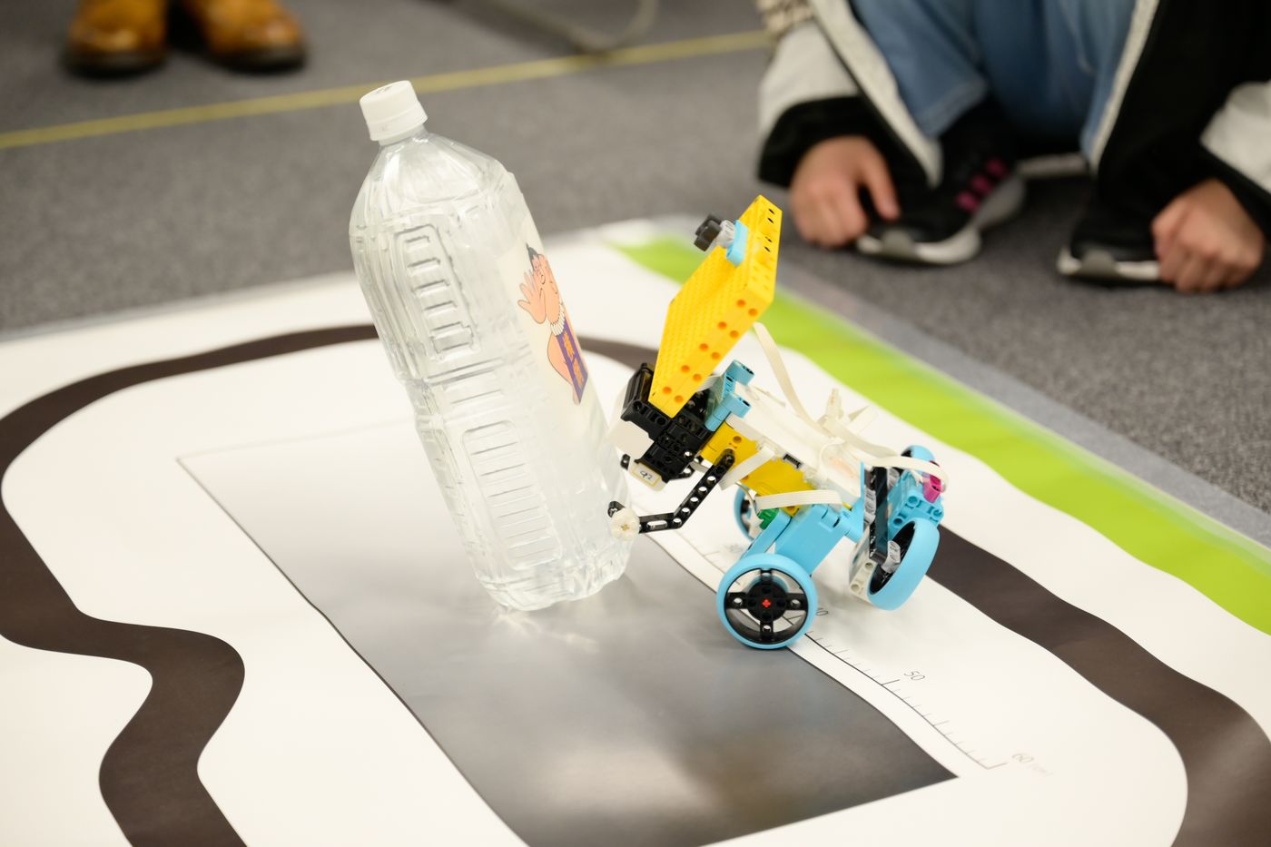 ロボット　プログラミング　レゴ　スクール