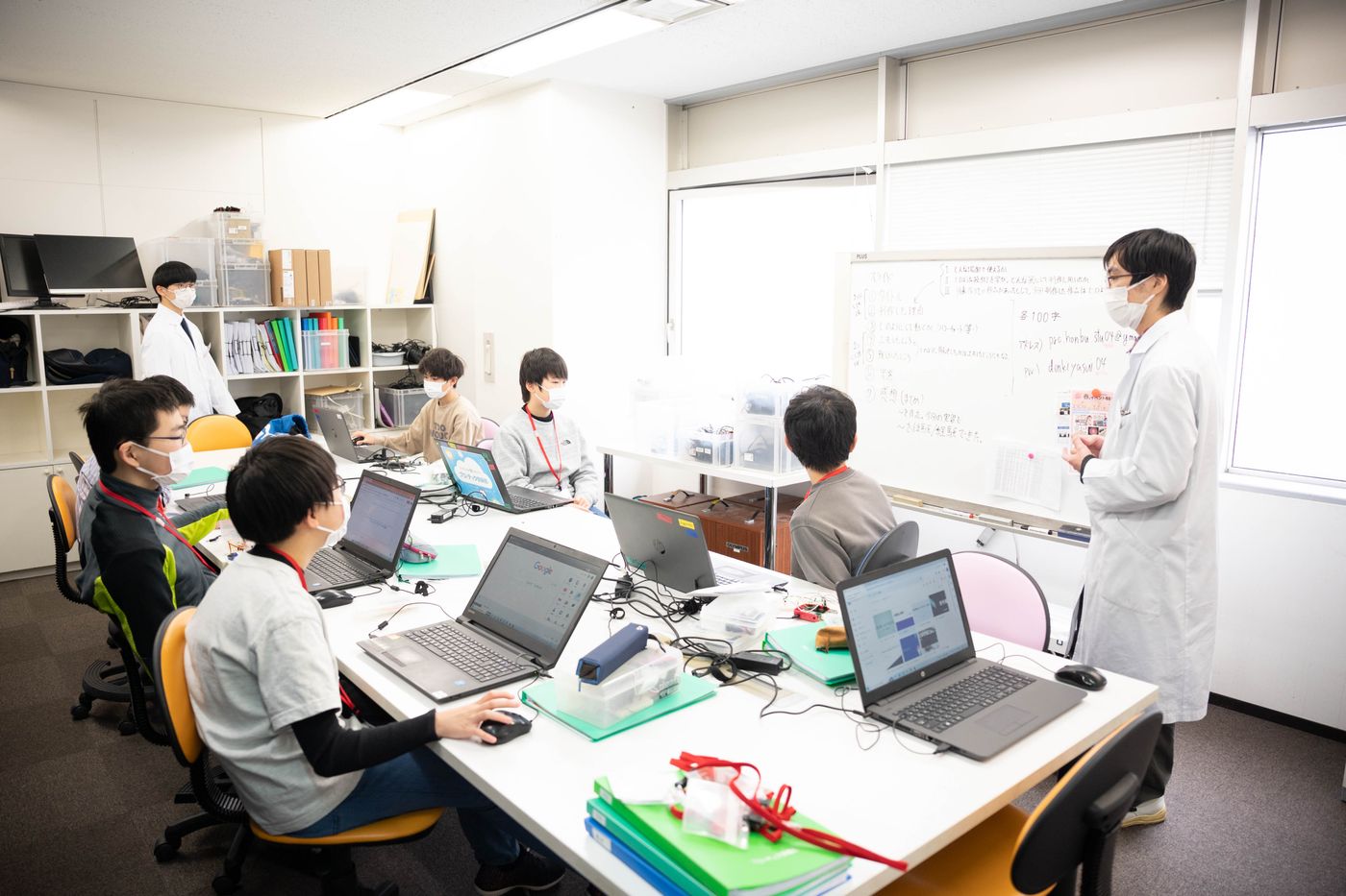 プログラミングスクール　Python　中学生　東京
