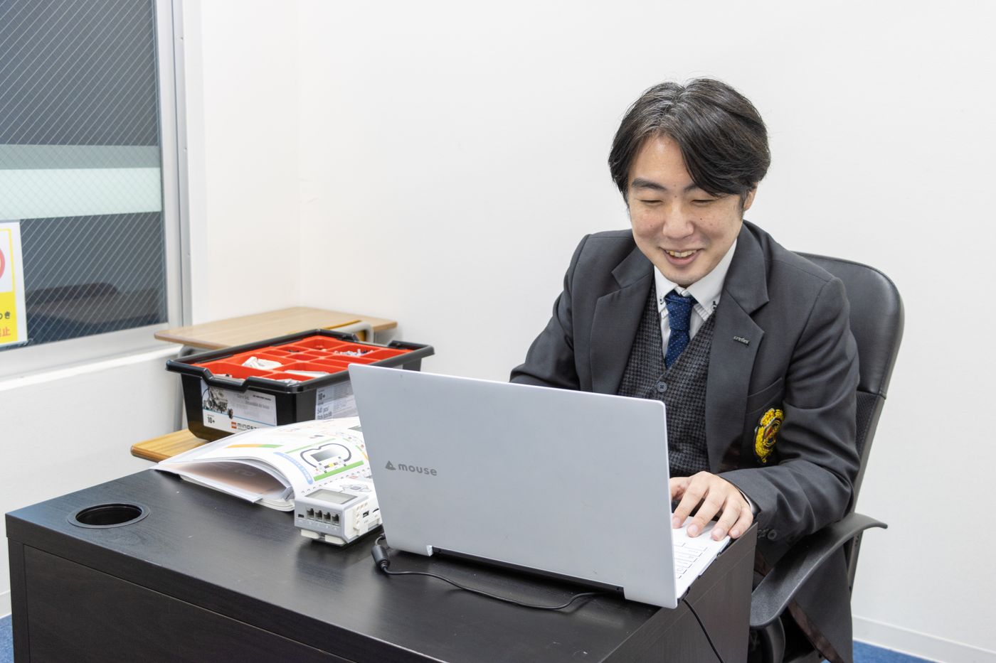 イークレファス　オンライン　ロボット