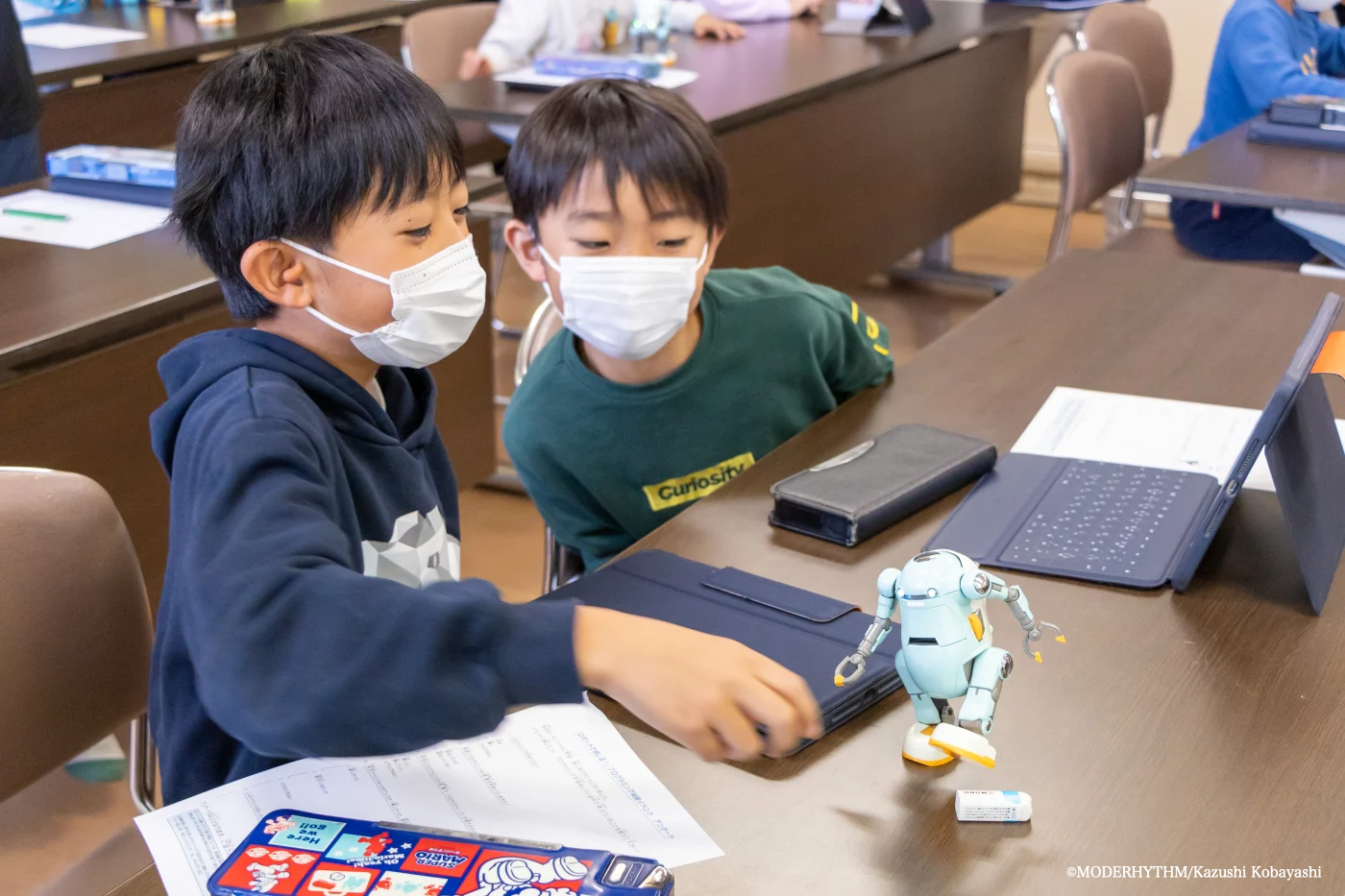 ロボット　プログラミング　小学校　授業