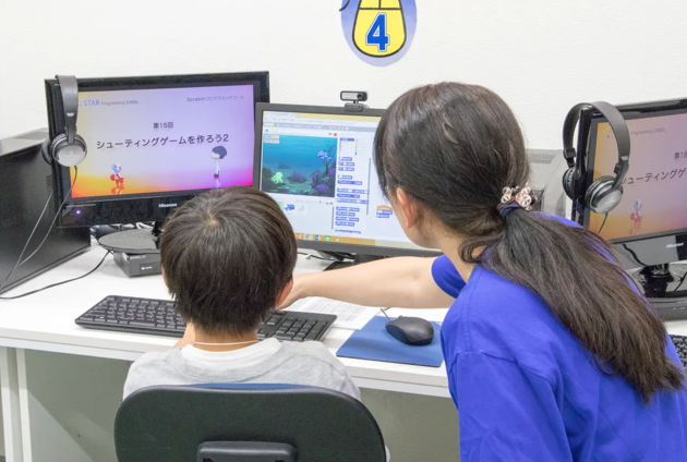 プログラミングスクール　小学生向け　ゲーム制作