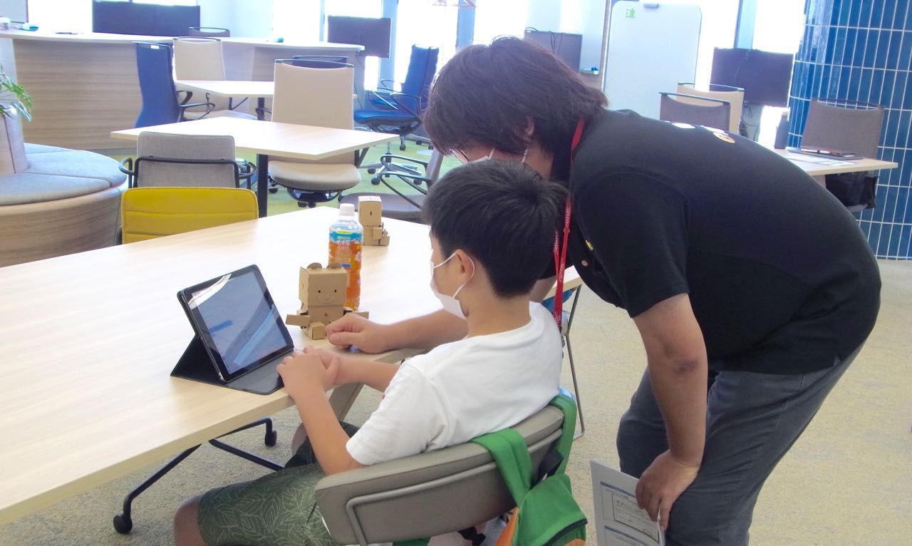 コードキャンプキッズ　embot