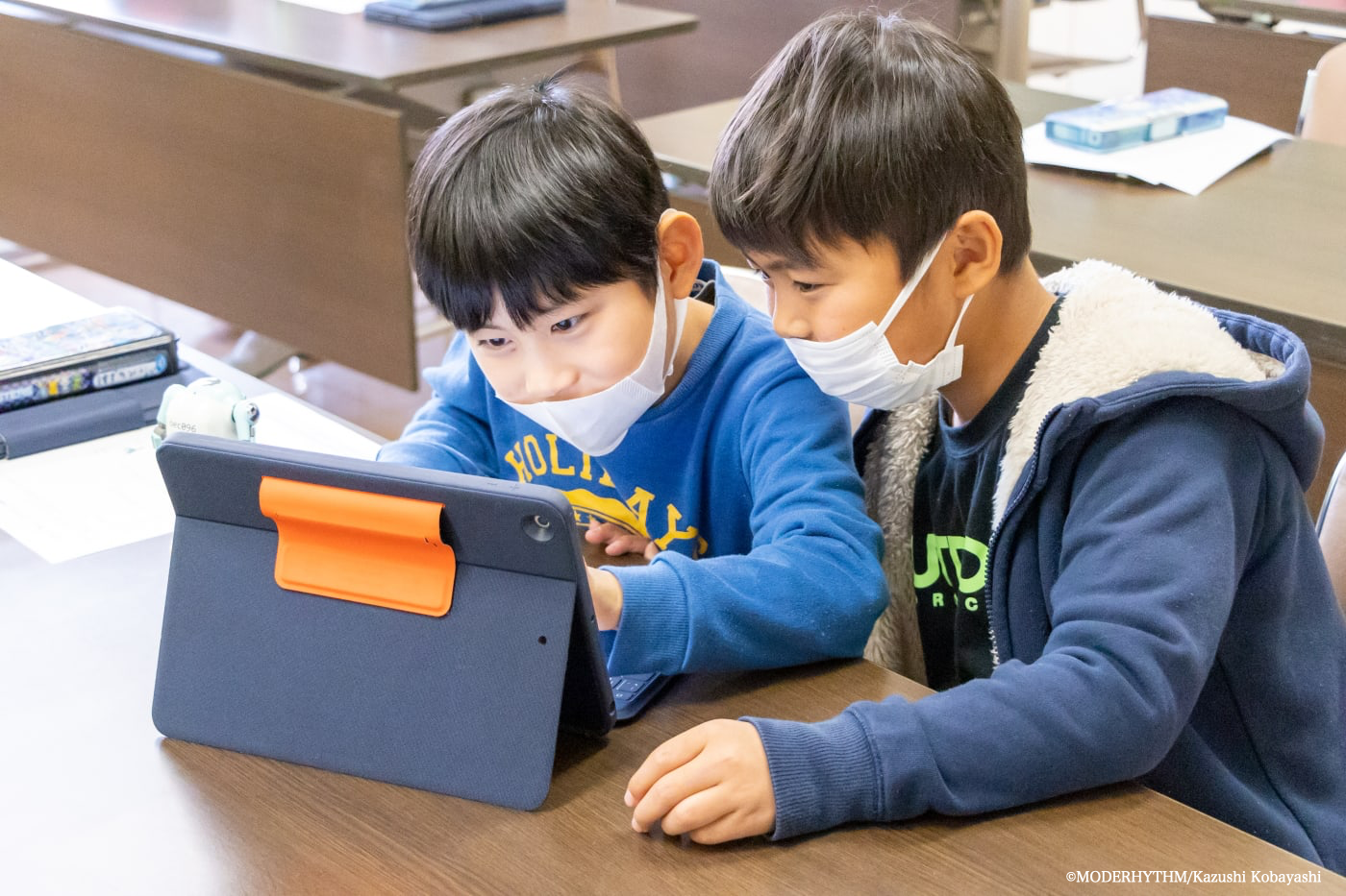 学童　プログラミング　習い事