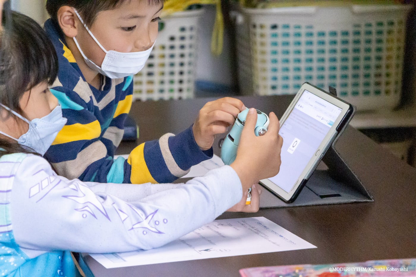 プログラミング　ロボット　小学校　授業