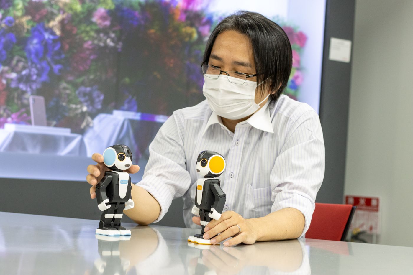 ロボホン　弟　兄　違い