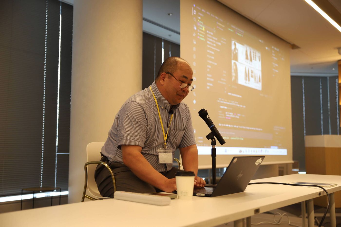 コエテコEXPOプレミアムセミナーでデモを行う安藤氏