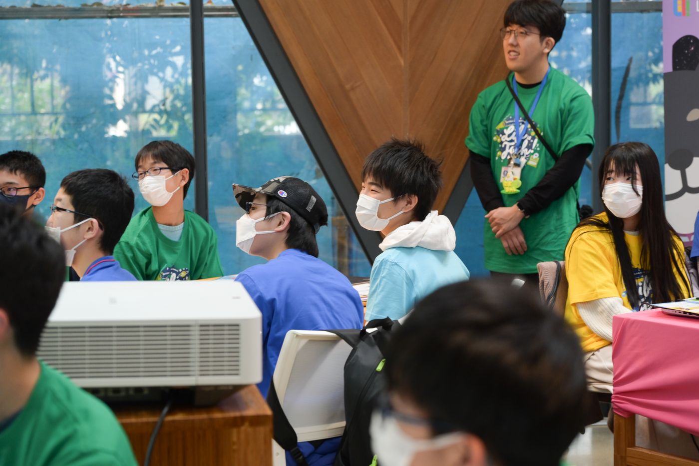 夏休み　プログラミング　キャンプ　中学生　合宿