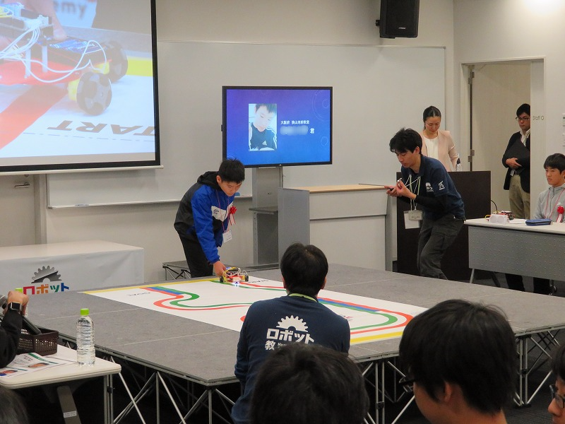 ヒューマンアカデミー ロボット教室 ロボティクスプロフェッサーコース 第１回ロボプロ全国大会 会場風景