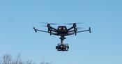 ソニーやNTT東の「国産ドローン」　DJI排除は追い風か - 日本経済新聞