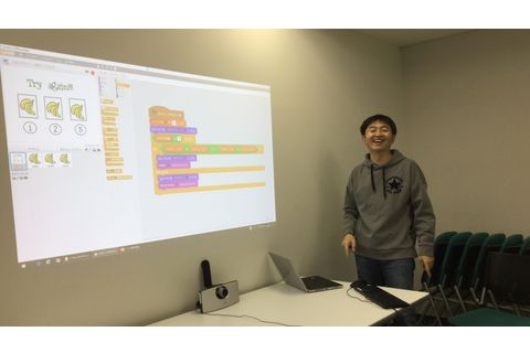 ITの知識と経験を生かした、オリジナルの教材を使います