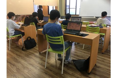 ひろびろ、自分のペースで進めることができます。