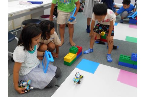 WeDoで作ったロボットを使って競技に挑戦