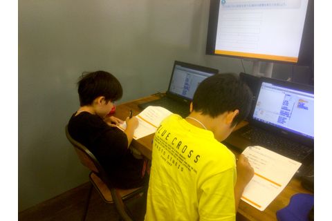 PCでの作業のみならず、設計など、手書きで行う場面もあります